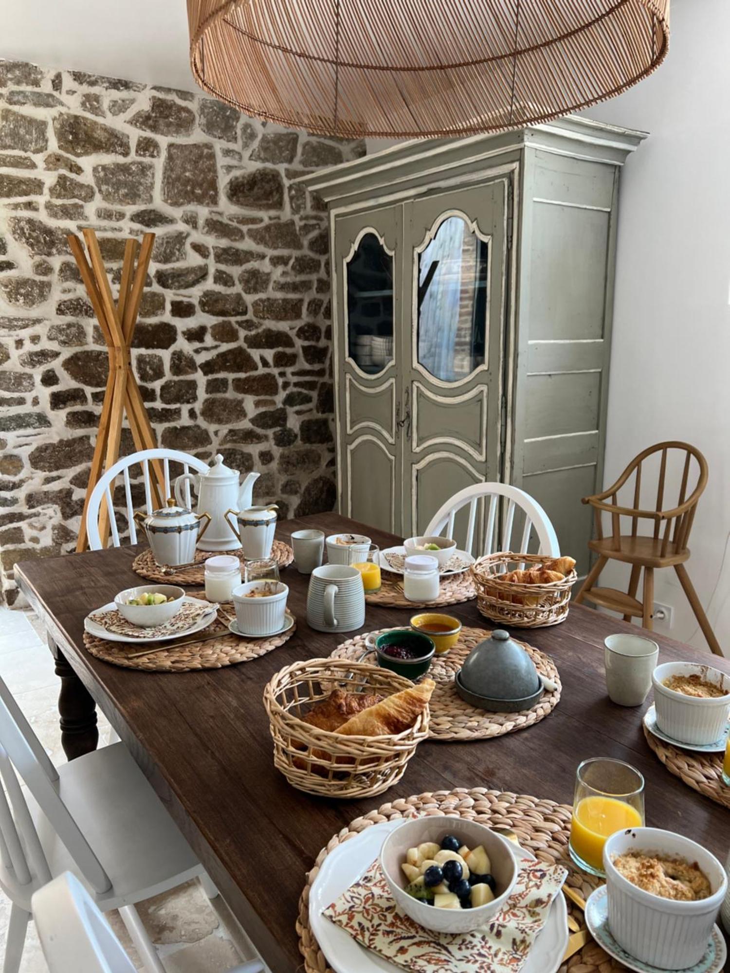 タンテニアック Le Logis De La Lettre Bed & Breakfast エクステリア 写真