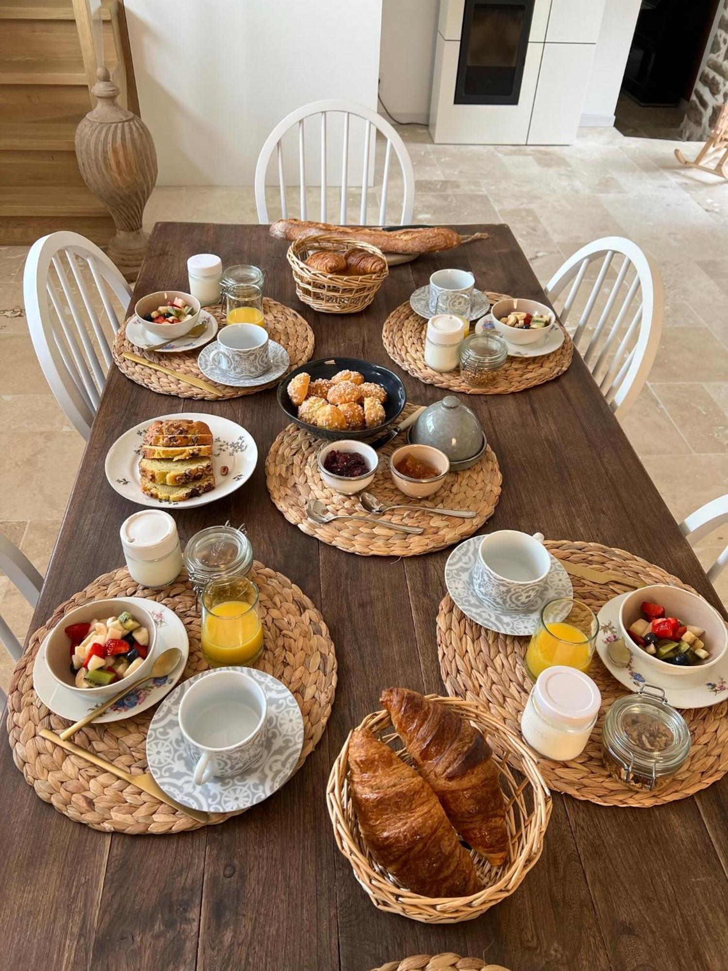 タンテニアック Le Logis De La Lettre Bed & Breakfast エクステリア 写真