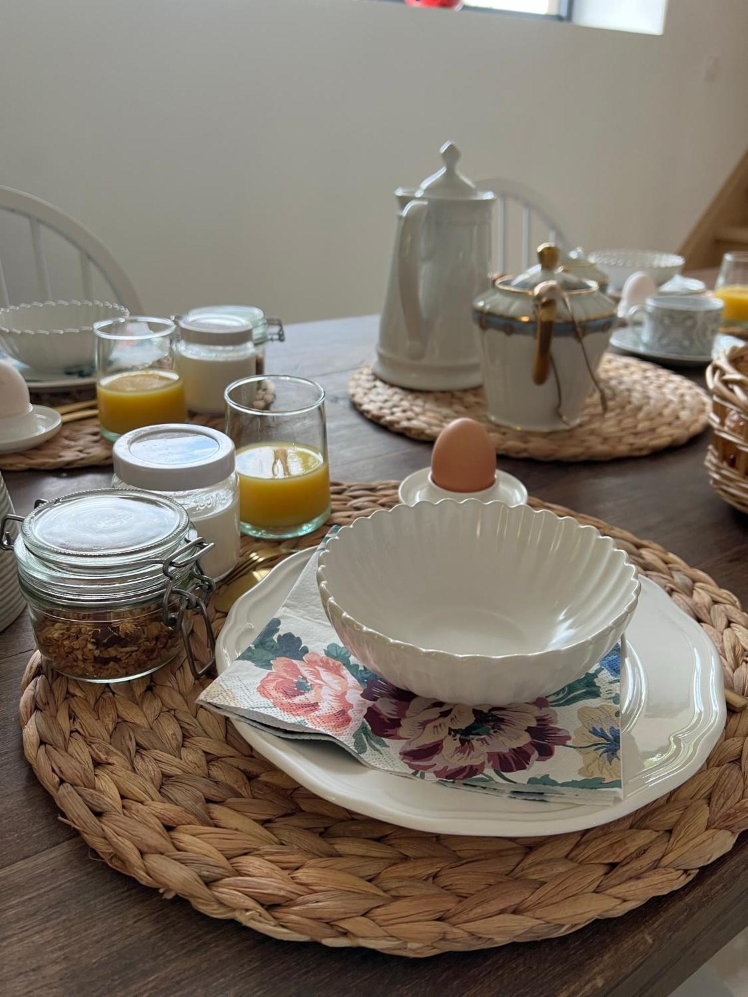 タンテニアック Le Logis De La Lettre Bed & Breakfast エクステリア 写真